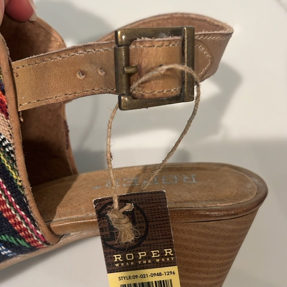 ROPER MIKA SOUTHWEST TAPESTRY SLINGBACK PEEP TOE BLOCK HEEL SANDALS - Picture 10 of 13